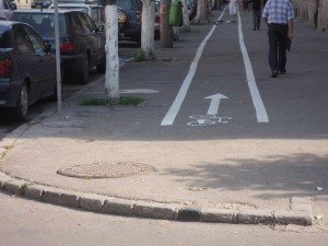 borduri netesite in calea biciclistilor